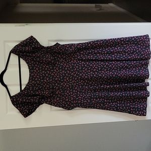 Cherry print ruffle sleeved dress. 3x